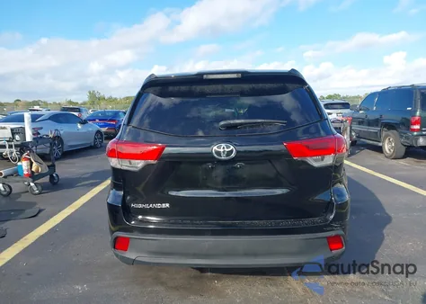 2018 Toyota Highlander Le из США, поврежденный, VIN 5TDZZRFH0JS240372
